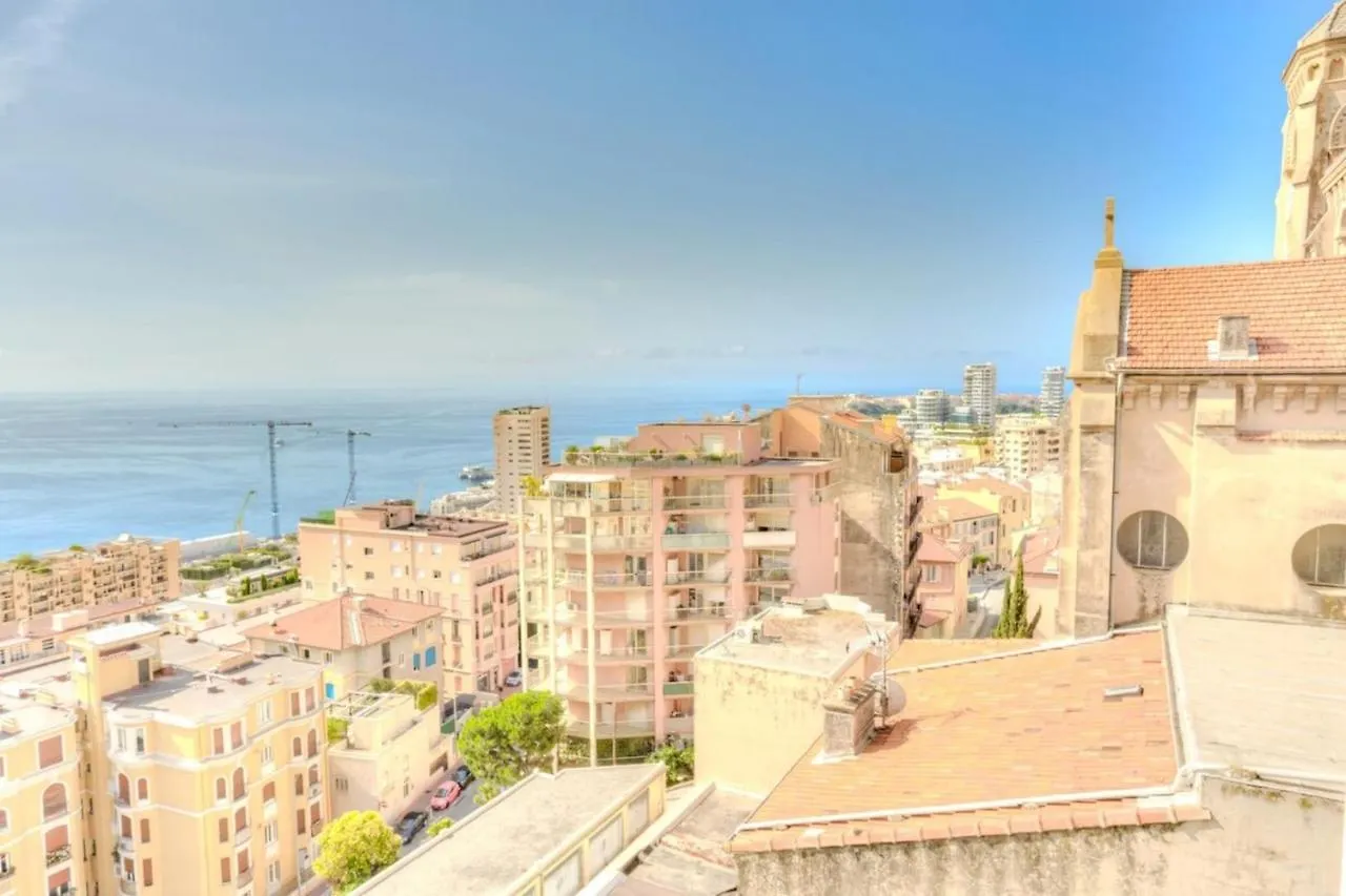 Cozy Furnished Studio In A Quiet Area In The Center Beausoleil Apartment